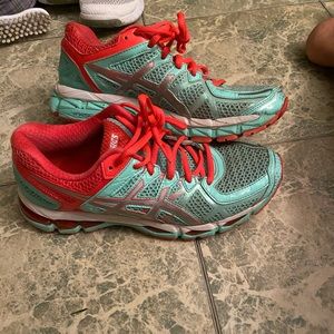 ASICS women’s running shoes